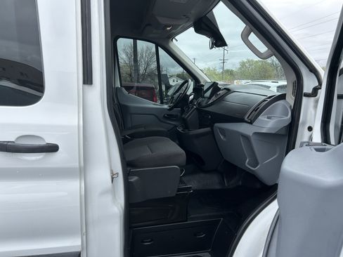 Used 2017 Ford Transit 250 130 Medium Roof image 11