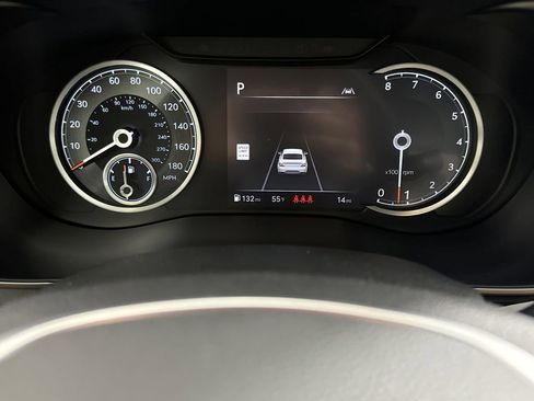 New 2026 Genesis G70 2.5T image 14