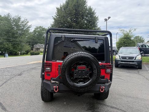 Used 2016 Jeep Wrangler Sport AWD/4WD image 8