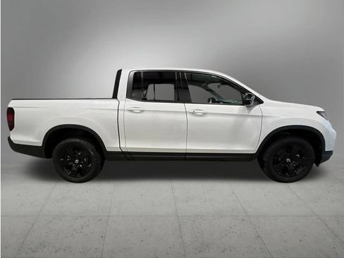 New 2026 Honda Ridgeline Black Edition image 7