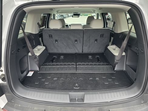 Used 2025 Hyundai Santa Fe SE AWD/4WD image 26