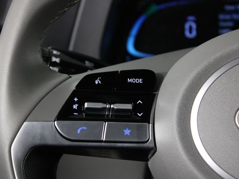 Certified 2026 Hyundai Elantra Sport FWD image 26