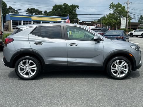 Used 2023 Buick Encore GX Preferred w/ Cold Weather Comfort Package AWD/4WD image 8