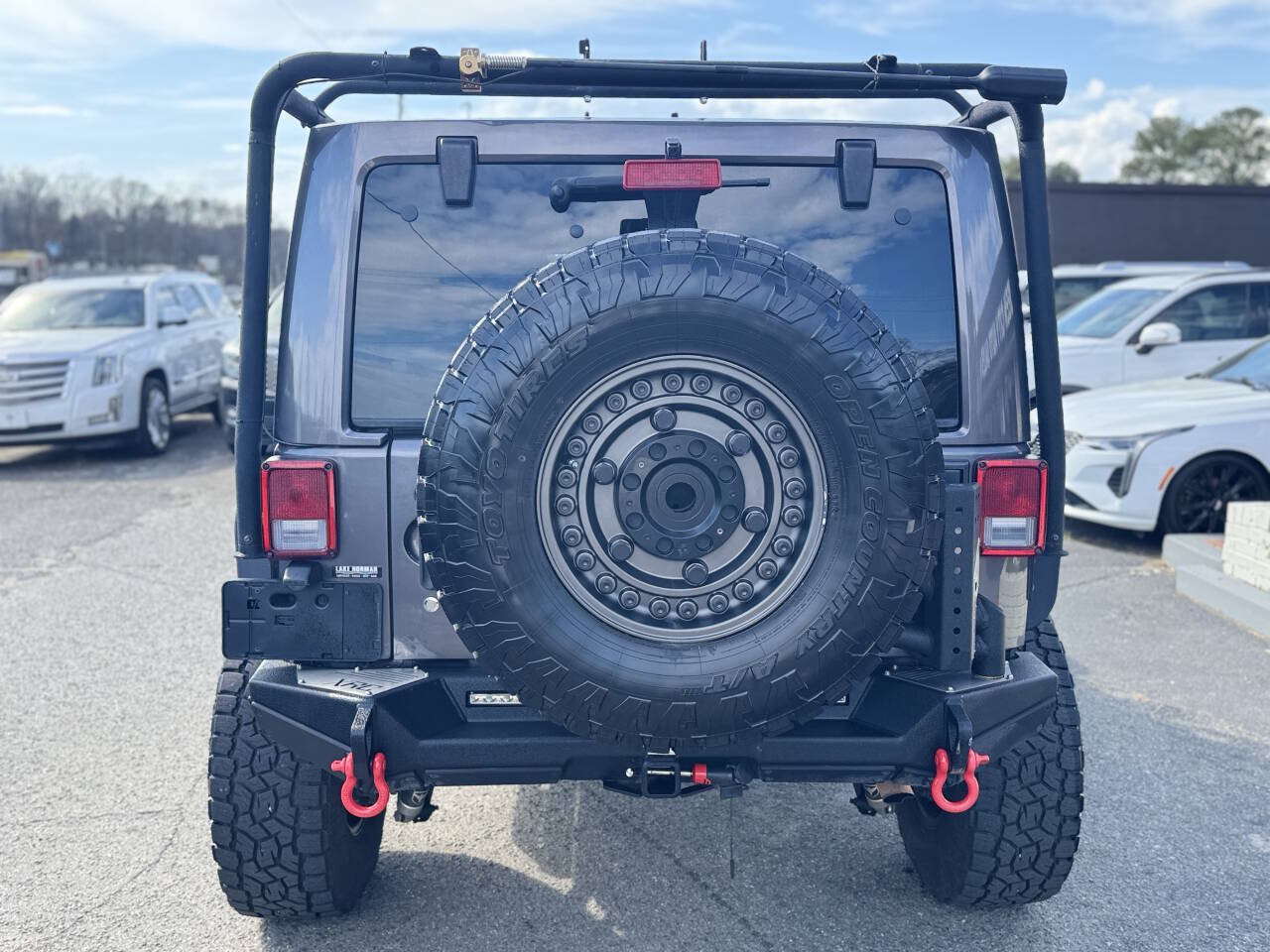 Used 2016 Jeep Wrangler Unlimited Rubicon AWD/4WD image 6