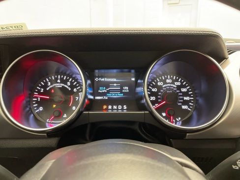 Used 2020 Ford Mustang Premium image 11