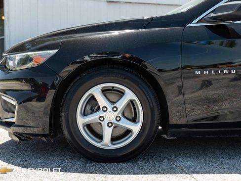 Used 2018 Chevrolet Malibu LS w/ LPO, Convenience Package 2 FWD image 12