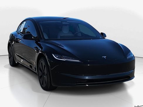 Used 2025 Tesla Model 3 Long Range image 2