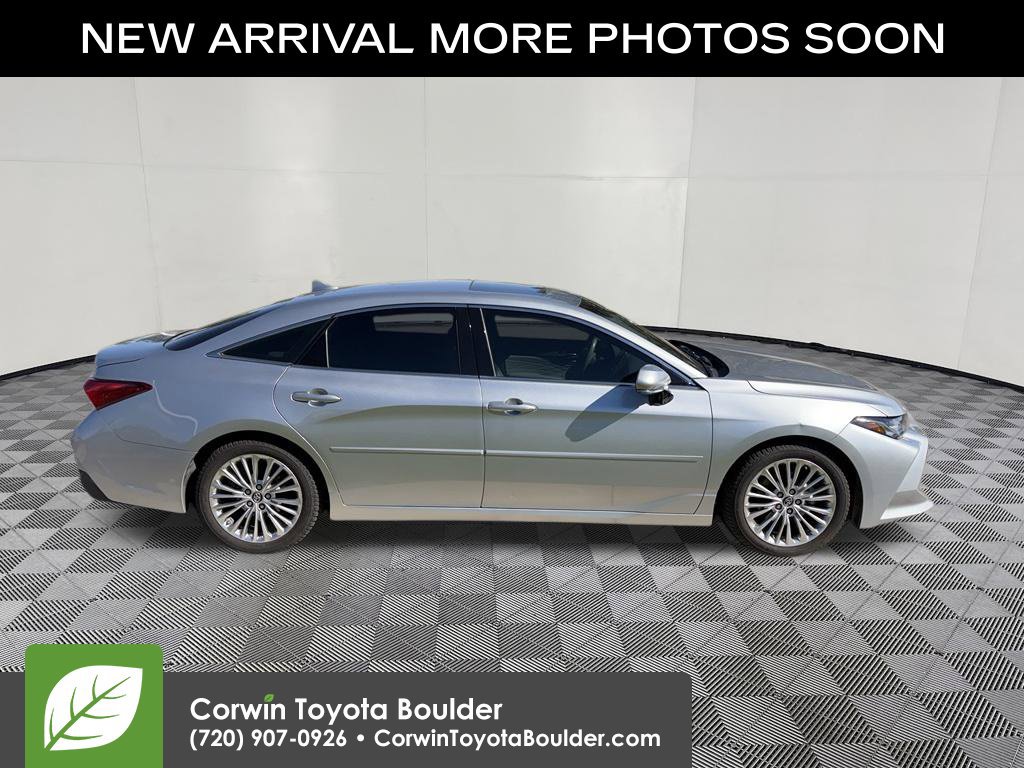 Used 2019 Toyota Avalon Limited w/ Advanced Safety Package FWD image 14