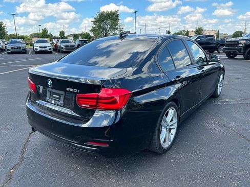 Used 2018 BMW 320i Sedan RWD image 9