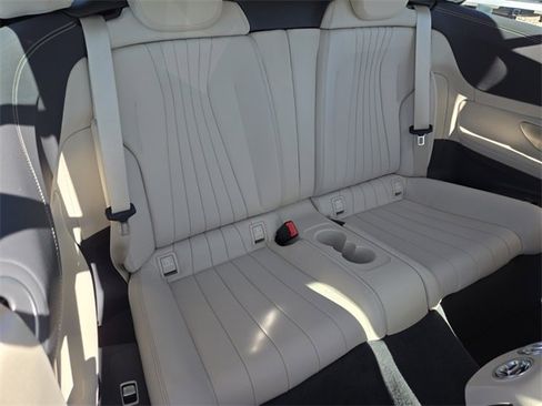 Used 2023 Mercedes-Benz E 450 4MATIC Cabriolet image 16