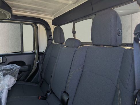 New 2026 Jeep Gladiator Sport image 7