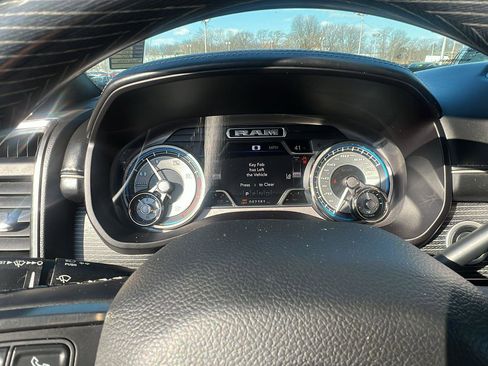 Used 2021 RAM 2500 Limited image 12