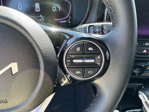 Used 2025 Kia Soul EX FWD image 24