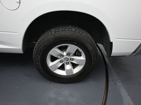 Used 2024 RAM 1500 Classic SLT image 9