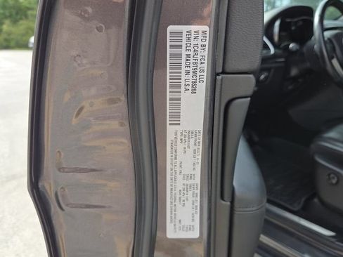 Used 2021 Jeep Grand Cherokee Limited w/ Trailer Tow Group IV AWD/4WD image 16