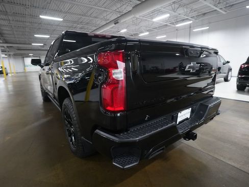 Used 2025 Chevrolet Silverado 1500 High Country w/ Midnight Edition AWD/4WD image 34