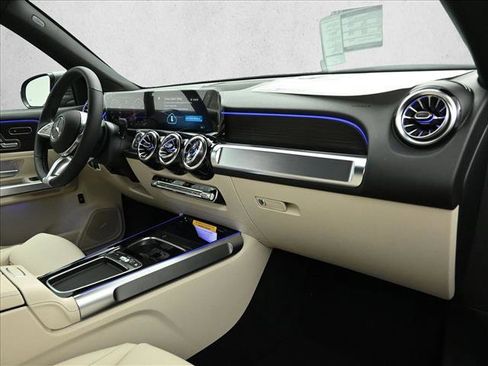 Certified 2026 Mercedes-Benz GLB 250 GLB 250 image 27