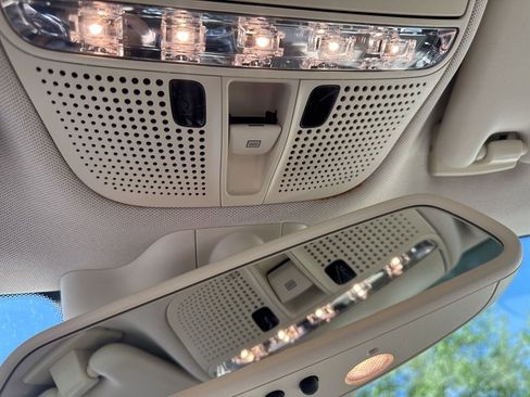 Used 2016 Mercedes-Benz C 300 4MATIC Sedan image 10