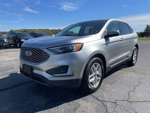 Used 2024 Ford Edge SEL image 7
