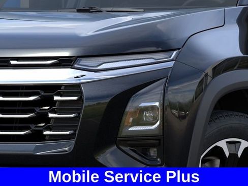New 2026 Chevrolet Equinox LT w/ Convenience Package II AWD/4WD image 11