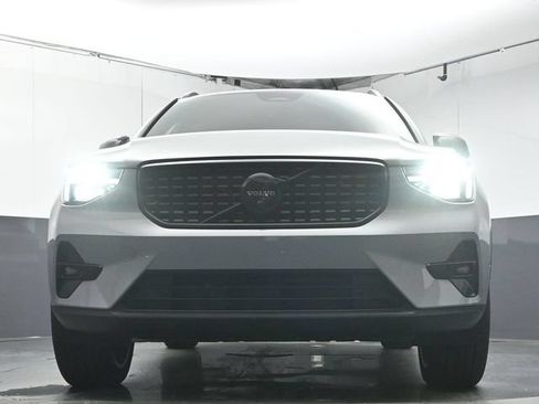 New 2026 Volvo XC40 B5 Ultra w/ Protection Package Premier AWD/4WD image 34