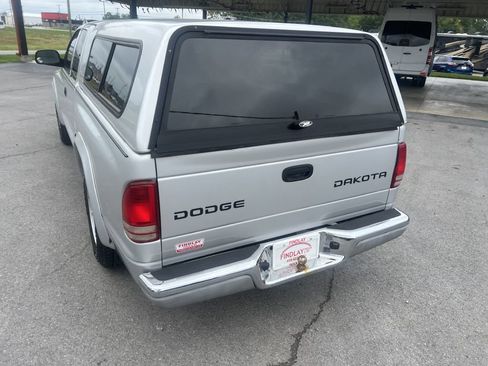 Used 2004 Dodge Dakota Sport w/ Deluxe Convenience Group RWD image 12