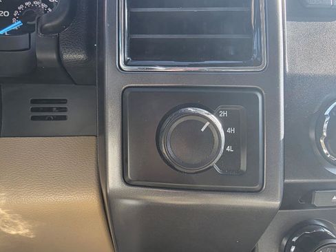 Used 2018 Ford F150 XLT image 24