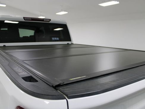 Used 2022 Chevrolet Silverado 2500 LT w/ Convenience Package image 18