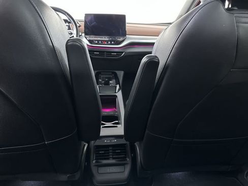 Used 2021 Volkswagen ID.4 Pro S w/ Gradient Package image 22