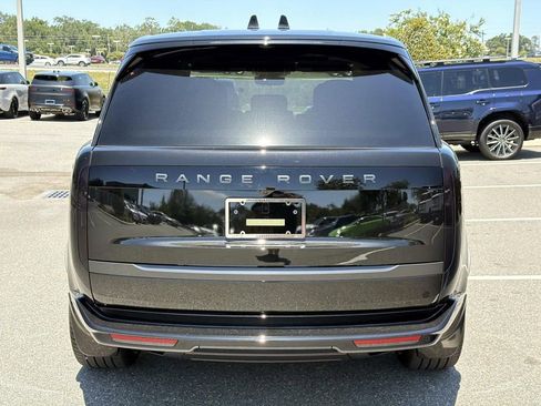 New 2026 Land Rover Range Rover Long Wheelbase SE AWD/4WD image 4