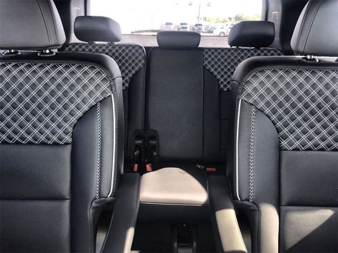 New 2026 GMC Acadia Denali w/ Super Cruise Package image 23