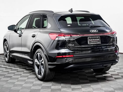 Used 2025 Audi Q4 e-tron Premium Plus w/ Premium Plus AWD/4WD image 2