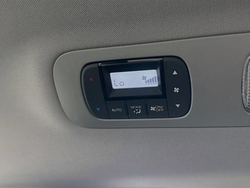 Used 2021 Honda Odyssey EX-L image 23