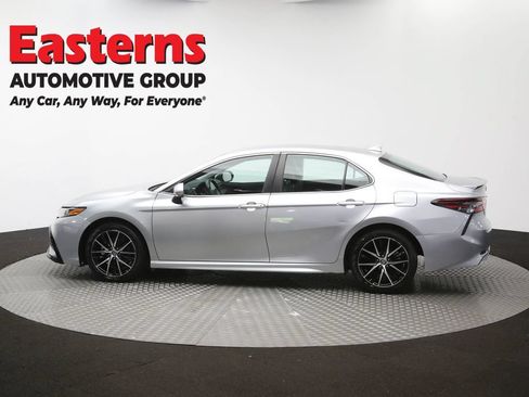 Used 2024 Toyota Camry SE FWD image 60