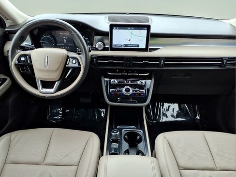 Certified 2022 Lincoln Corsair AWD w/ Premium Package image 17