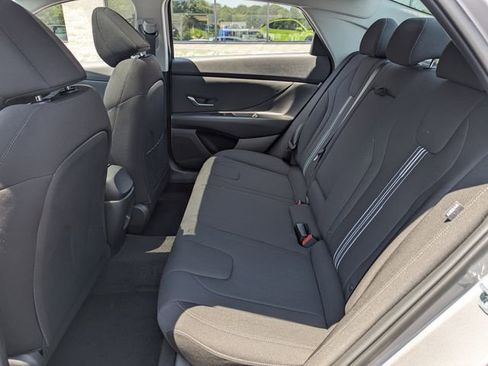 Used 2024 Hyundai Elantra SEL w/ Convenience Package FWD image 35