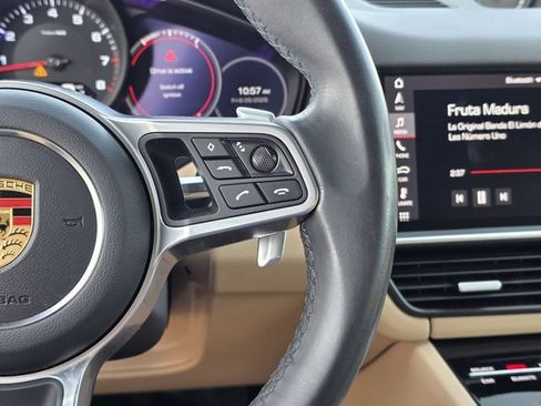 Used 2021 Porsche Cayenne AWD/4WD image 27