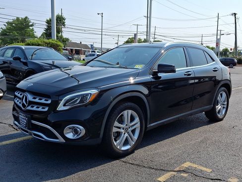 Used 2019 Mercedes-Benz GLA 250 4MATIC image 3