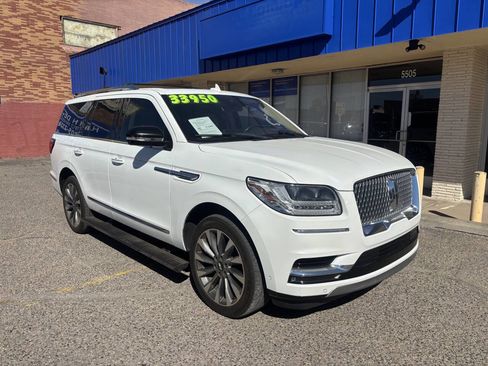 Used 2020 Lincoln Navigator Reserve w/ Equipment Group 201A Reserve AWD/4WD image 2