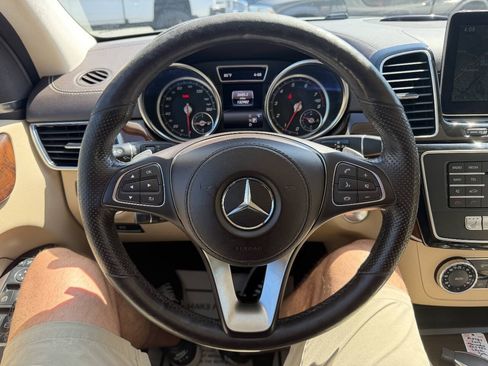 Used 2019 Mercedes-Benz GLS 450 4MATIC image 12