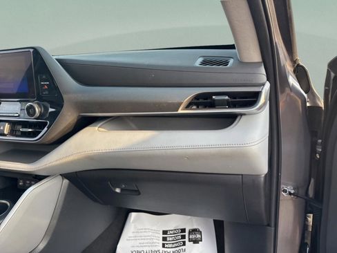 Certified 2023 Toyota Highlander LE image 35