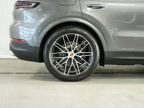 New 2025 Porsche Cayenne E-Hybrid AWD/4WD image 41
