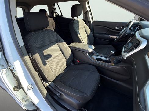 Used 2019 GMC Acadia SLE image 8