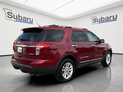 Used 2014 Ford Explorer XLT w/ Equipment Group 202A image 7