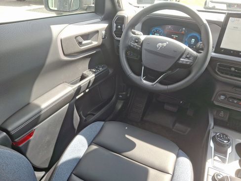 New 2025 Ford Bronco Sport Outer Banks w/ Sasquatch Outer Banks Package image 9