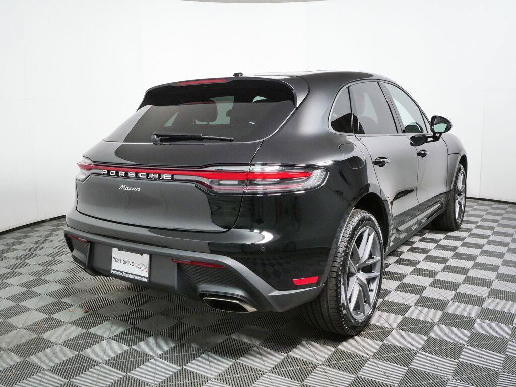 New 2026 Porsche Macan Turbo AWD/4WD image 29