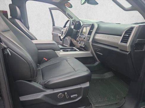 Used 2019 Ford F350 Lariat w/ Lariat Ultimate Package AWD/4WD image 19