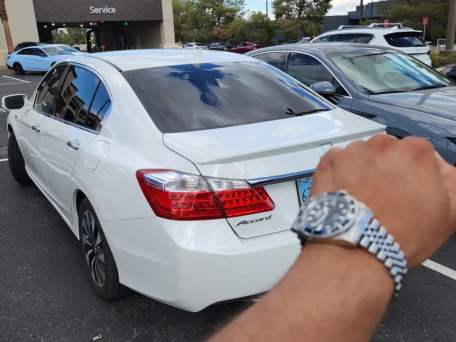 Used 2015 Honda Accord Touring image 9