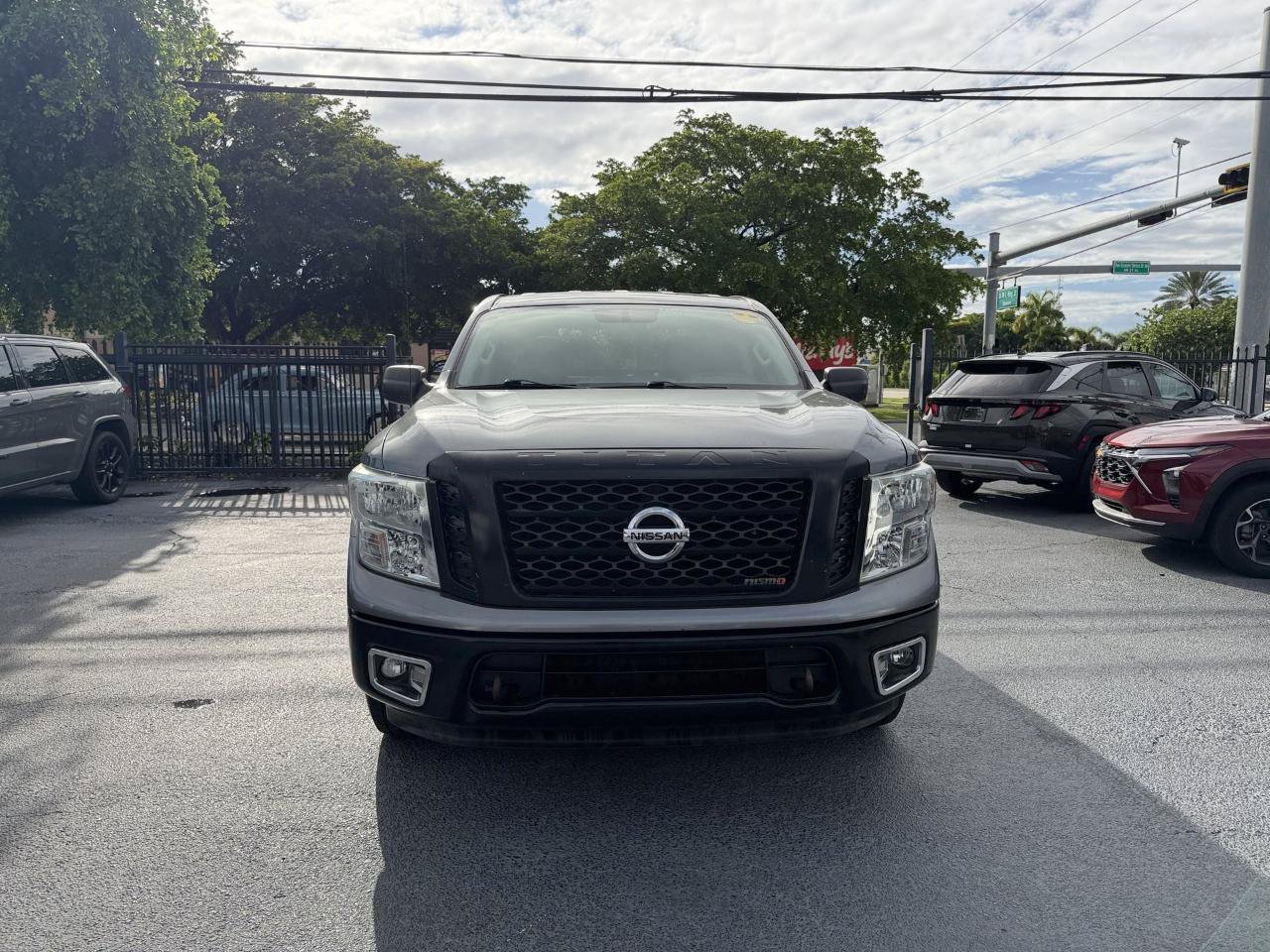 Used 2017 Nissan Titan S RWD image 8
