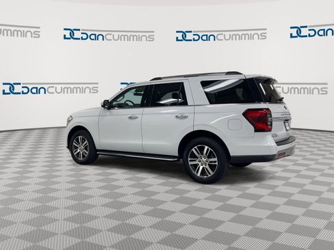 Used 2023 Ford Expedition Limited image 6